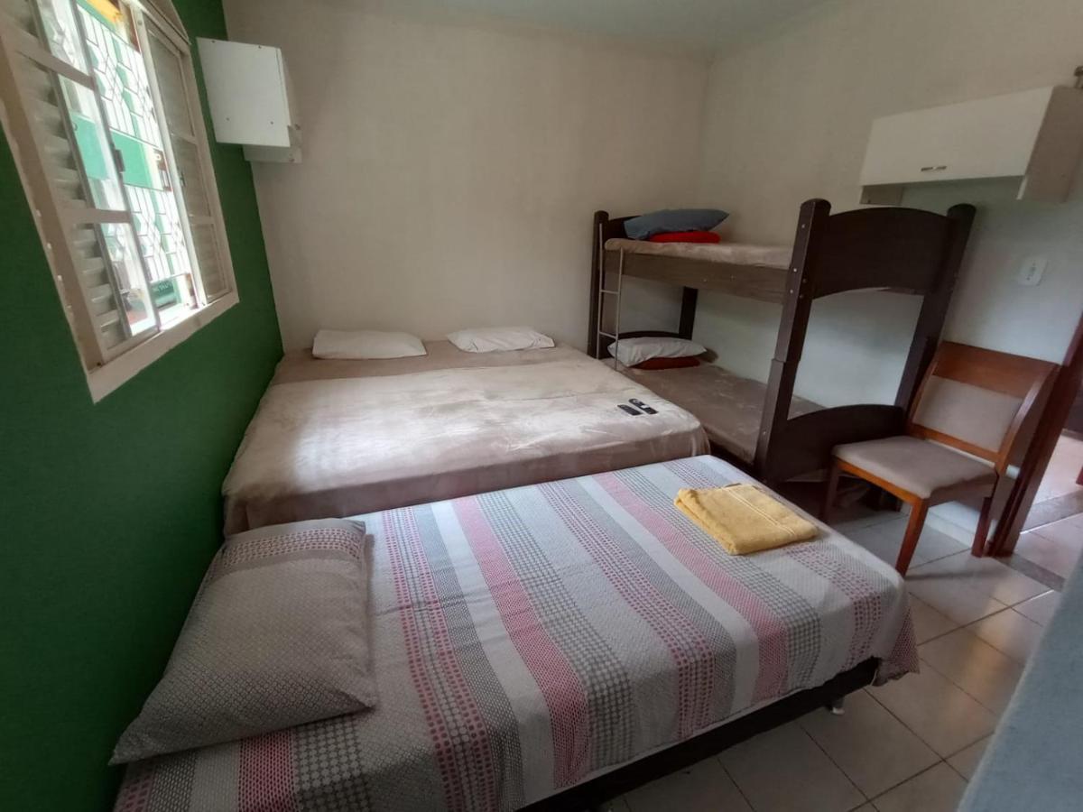 Hostel Office- Hospedagem Climatizada Quartos E Apartamentos Privativos Extrema Buitenkant foto